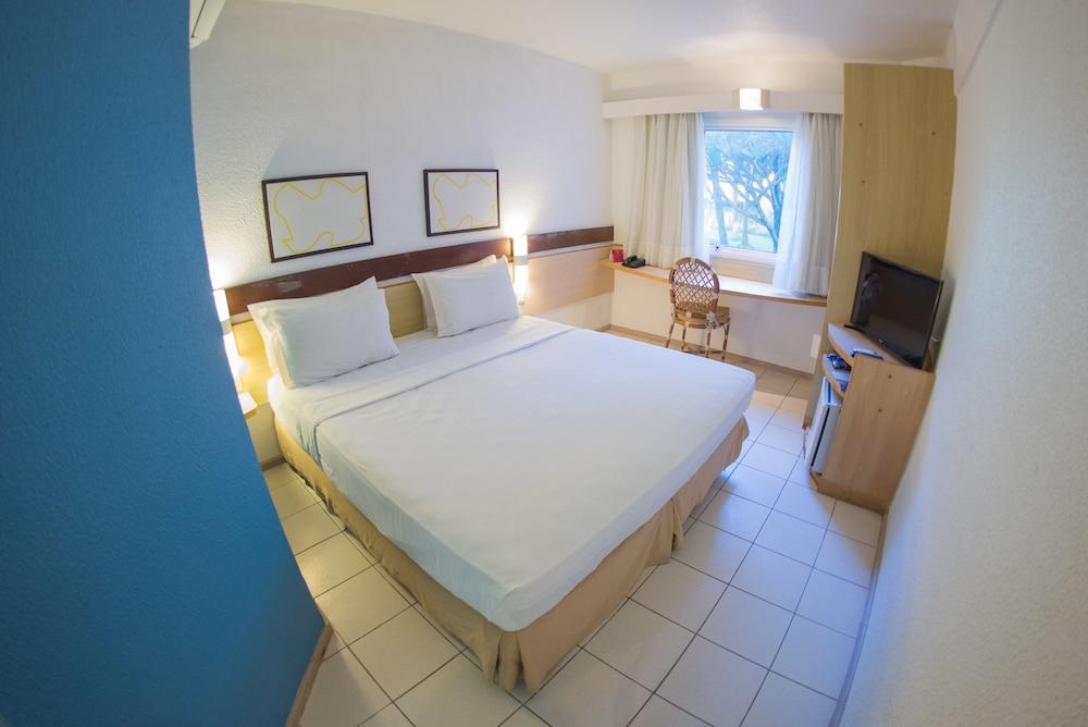 Beach Park Resort - Oceani Акирас Экстерьер фото